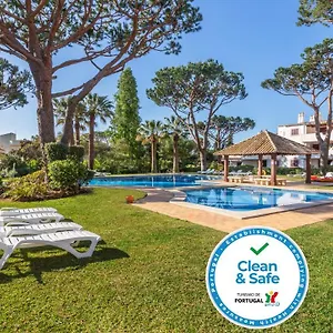 https://solar-do-golfe-apartamentos.hotelaalgarve.com
